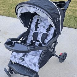 Children's Stroller – Protected and Fashion-Forward for New Families represent focus