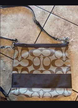 Big coach crossbody purse