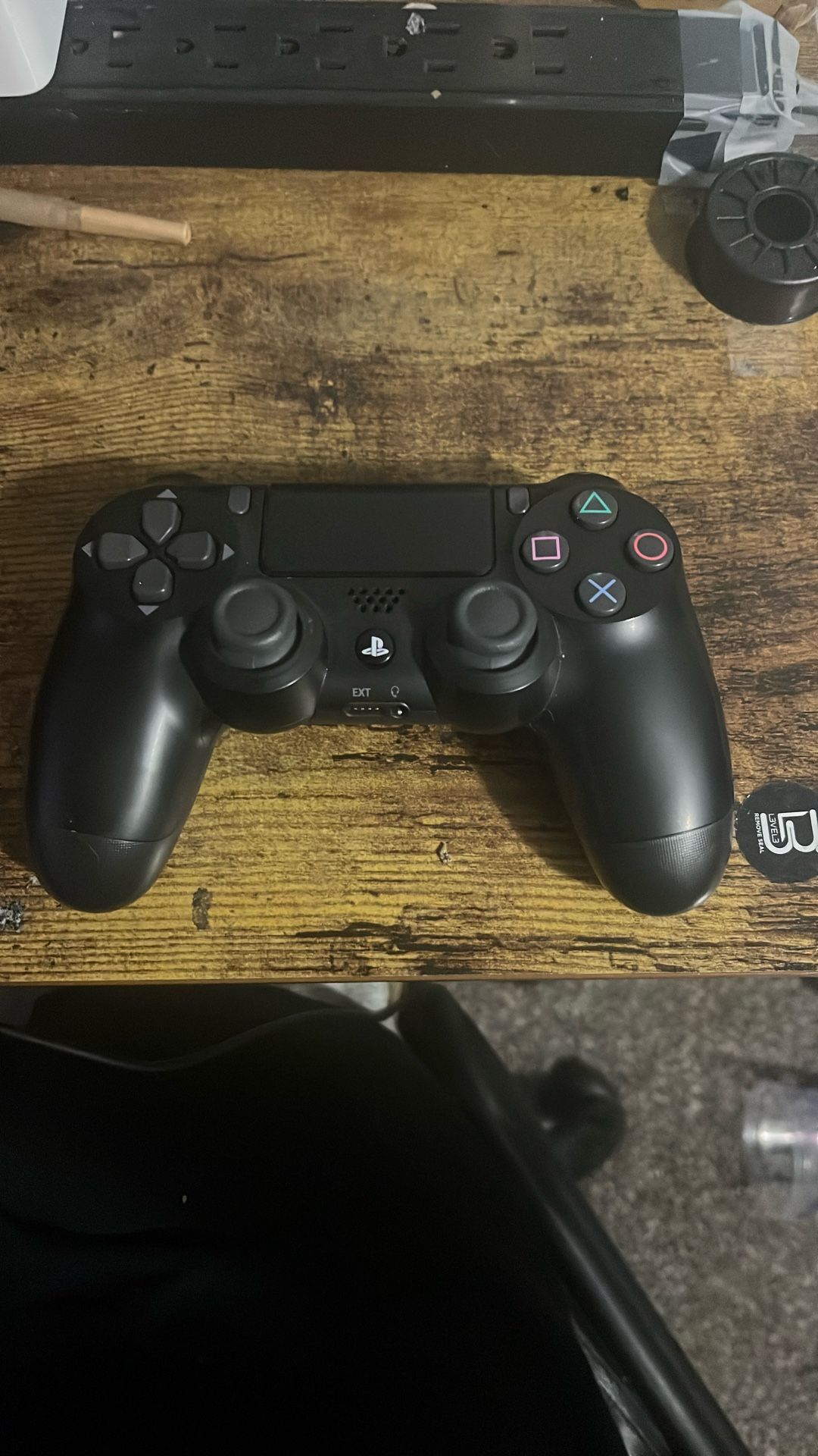 PS4 Controller