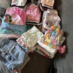 Girls Clothes 
