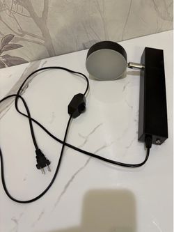 Wall Sconce with plug