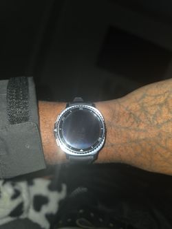 Samsung Galaxy watch classic 8