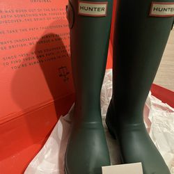 Hunter Rain Boots Size 6 Women’s 