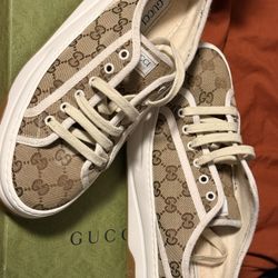 Authentic GUCCI Shoes