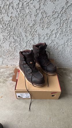 Red Wing Men’s Boots Size 9 Safety Toe