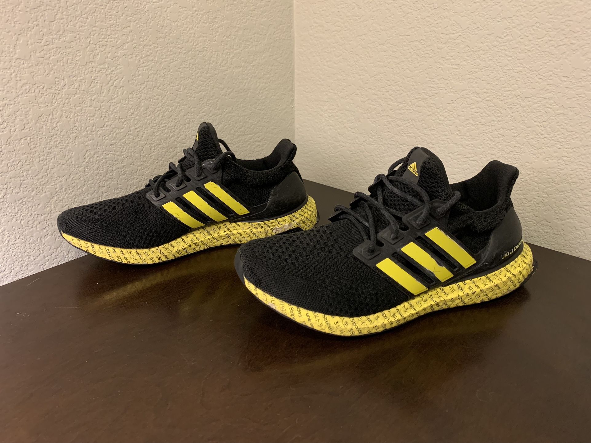 Adidas Ultraboost 5.0 DNA Running Shoes Black/Yellow FZ6259 Men's Size 8