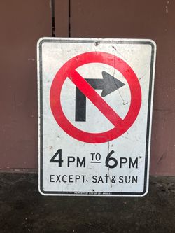 Traffic Sign NO RIGHT TURN