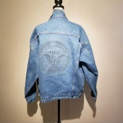 VINTAGE NAVY EMBOSSED DENIM JACKET XL