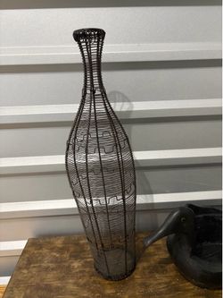 Wire Vase / Vessel