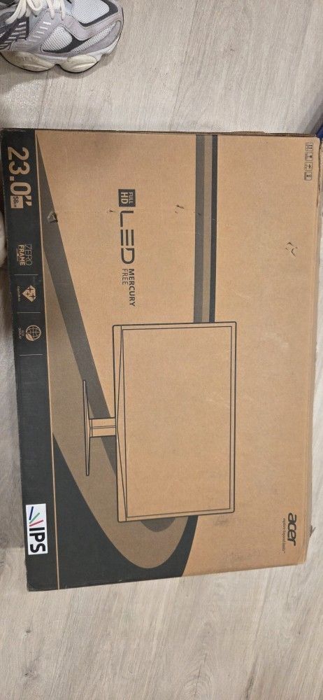 Monitors (23 Inch)