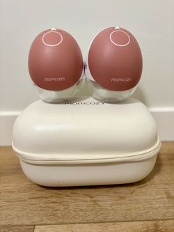 Momcozy M9 Wearable Breast Pump