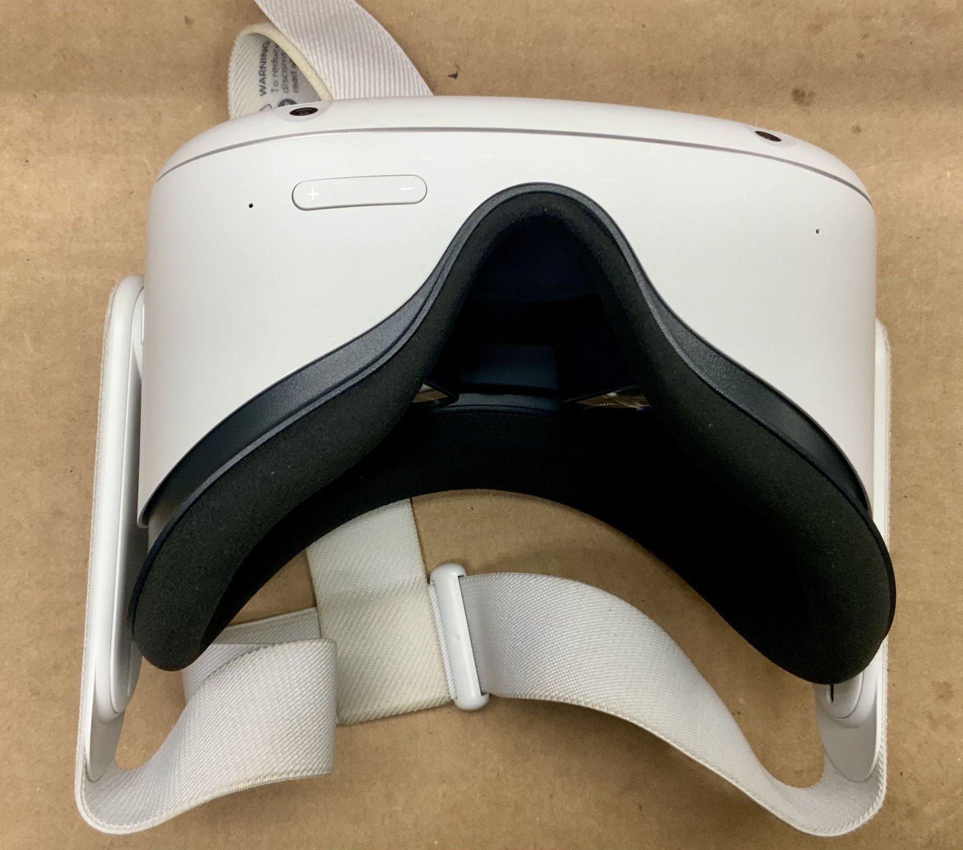 Meta Quest 2 Virtual Reality VR 128 GB Laser Point Hand Tracking 