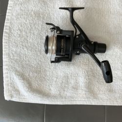 Shimano R 4000 Spinning reel