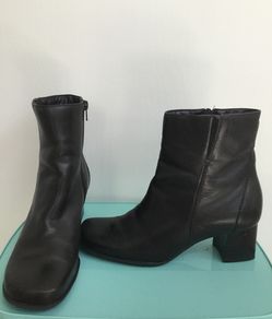 Naturalizer brown boots