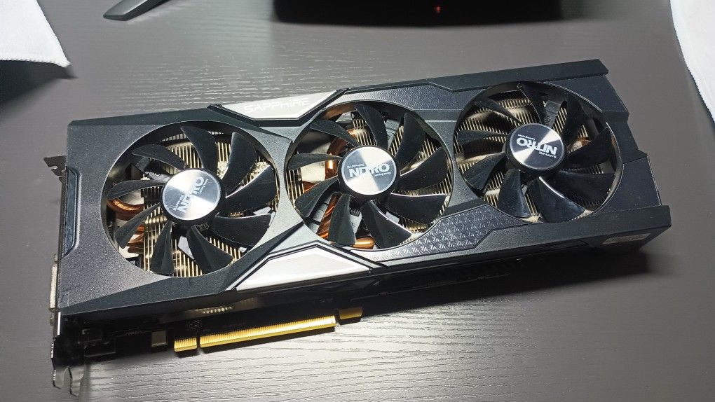 Amd Sapphire R9 Fury Gpu
