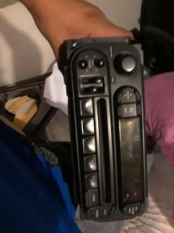 Stereo for Dodge/Chrysler vehicles