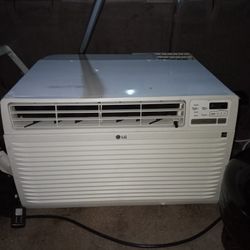 Lg 8000 Btu Really Good Ac Unit 