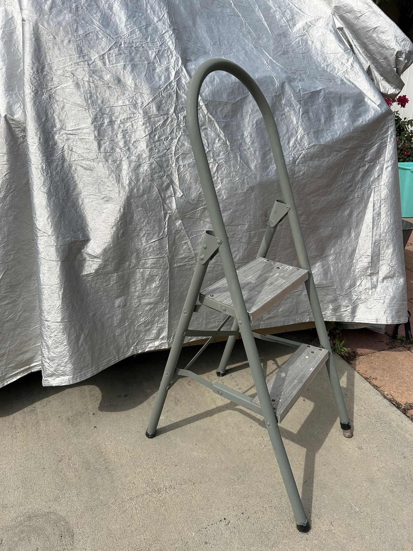 Two Steps Ladder /upright Vacuum Cleaner