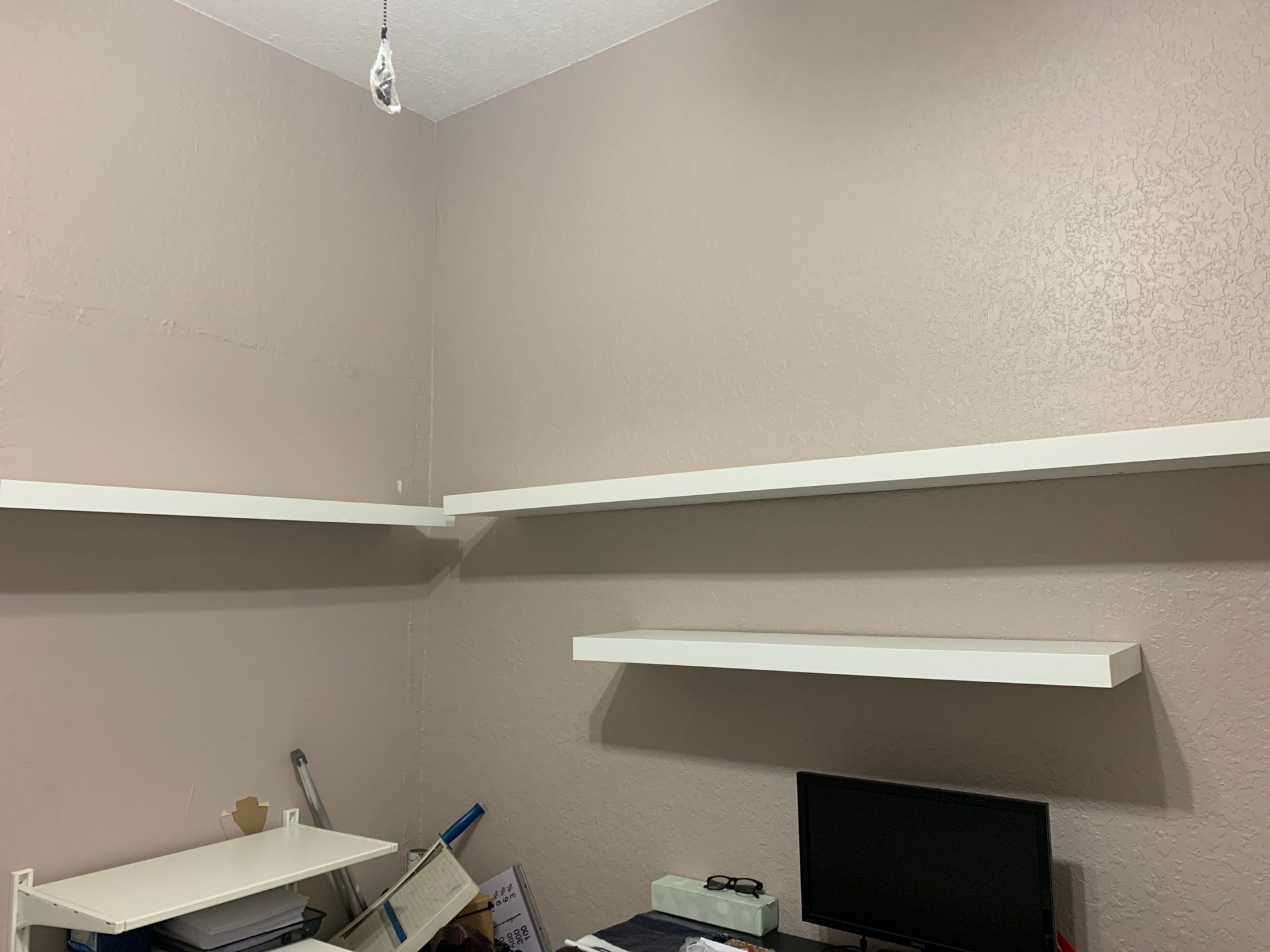 Floating shelves/ estantes colgantes de pared