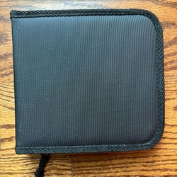 Dvd/Cd 24 Sleeve Packets Zipper Case Black