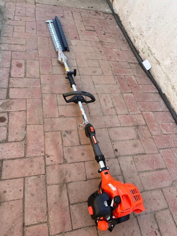 ECHO
21 in. 21.2 cc Gas 2-Stroke Hedge Trimmer with 33 in. Shaft