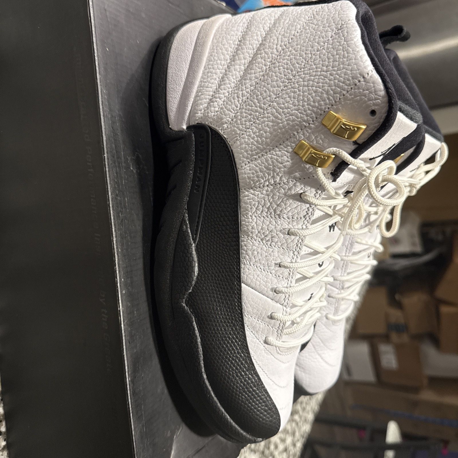 Jordan 12 Taxi (2013) 