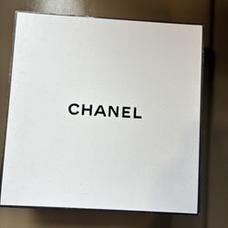 Chanel Gift Box Empty 
