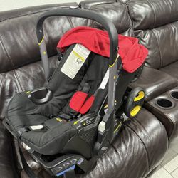 Doona Car Seat/stroller 