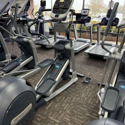 Precor Commercial Elliptical Cross Trainer