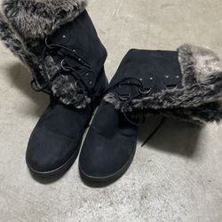 Womens Boots - Size 8