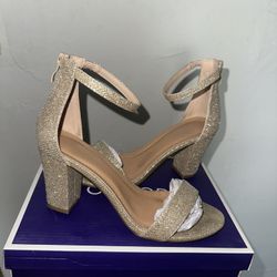 Top Moda Champagne Heels Size 7