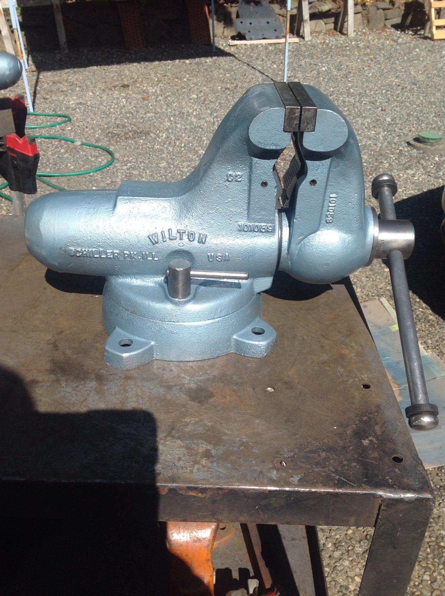 Wilton C2 Vise / 5 Inch Jaws / Swivel base/ Pipe Jaws / MADE IN USA / 96 pounds