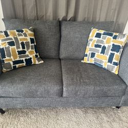 Grey Loveseat – Excellent Condition, Pickup in Upper Marlboro