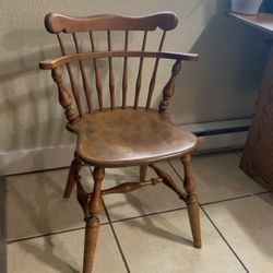  Vintage Ethan Allen Comb Back Chair