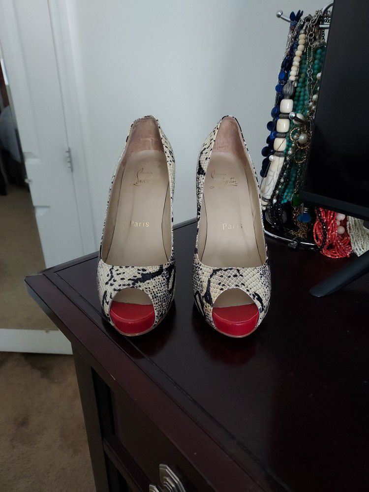 High Heels  Christain Louboutin  REDUCED !!!