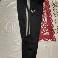 MESSI PANTS SIZE XL 