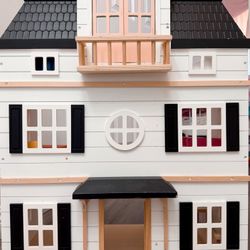 Wooden Dollhouse