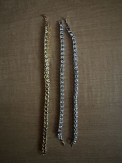 Medium Bracelets 