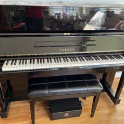 Yamaha U1 Upright Piano