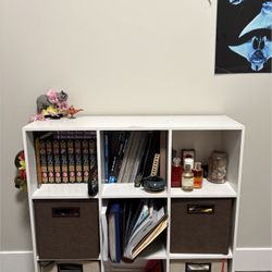 Dresser/ Organizer 