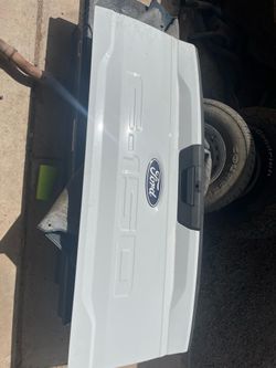 2025 F150 tailgate