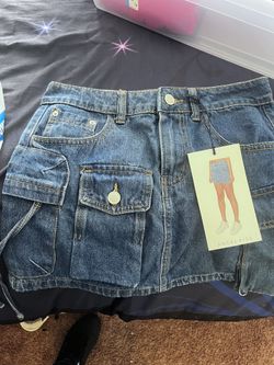 Never Worn New 14 Jr Skirt
