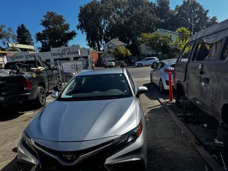 2024 Toyota Camry Hybrid