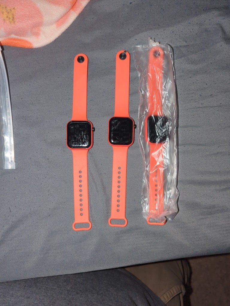 Lot Of 18 Digital Watches.