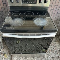 Samsung Stainless Stove - Can Deliver