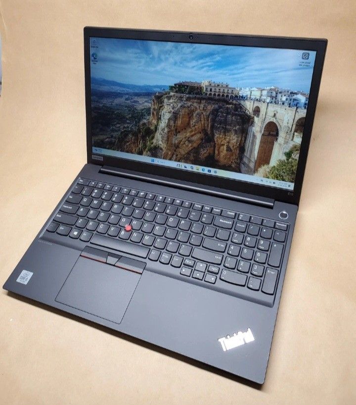 Like New 16" Thinkpad Laptop Intel Core i5 10th Gen CPU 8GB RAM 256GB NVMe Samsung SSD 1080P LCD Webcam Wi-Fi/Bluetooth Wireless Windows 11 Pro 64