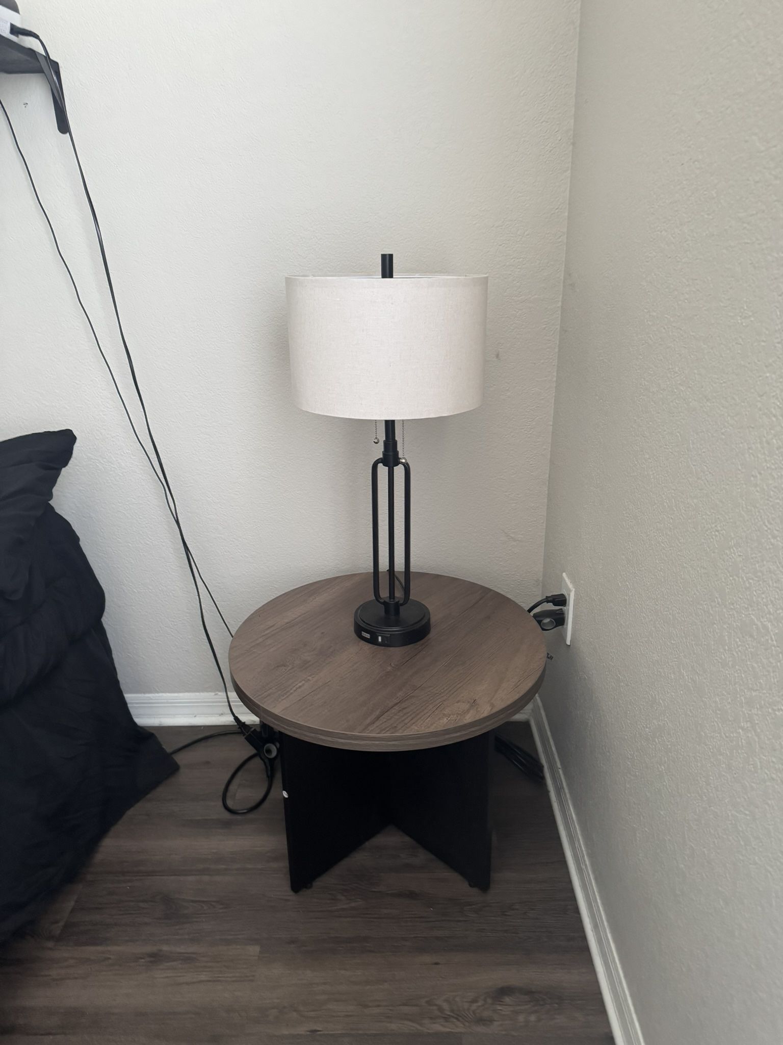 Bed Side Table And Lamp Set Of 2