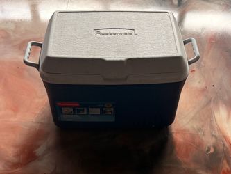 Rubbermaid Ice Chest Cooler