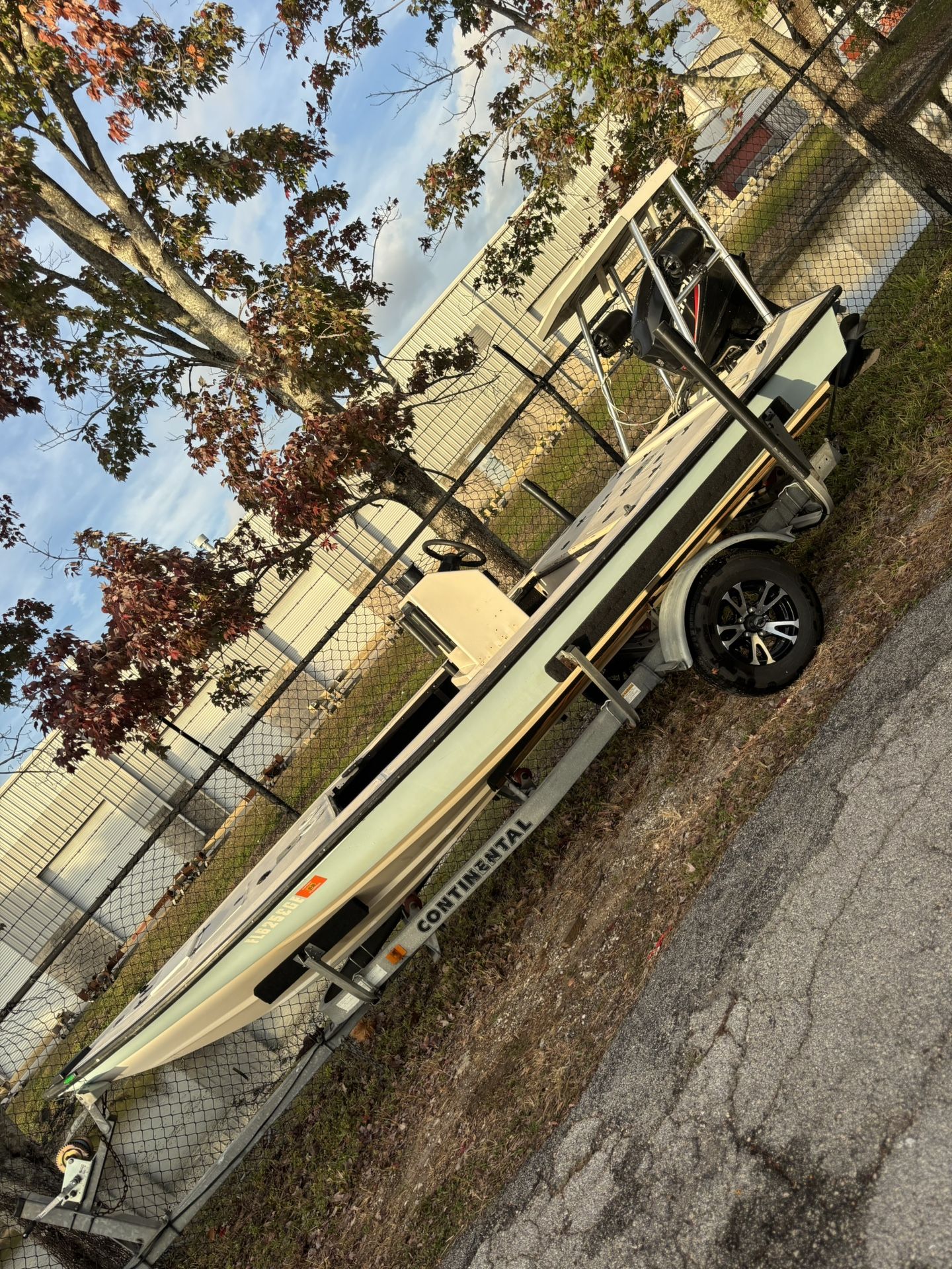 16’ Skinny Water Pacer Flats Boat