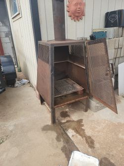 Fire Pit/Smoker